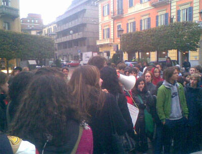 manifestazione varese studenti