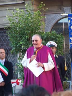 nuovo prevosto busto arsizio monsignor franco agnesi festa accoglienza 4-10-2008