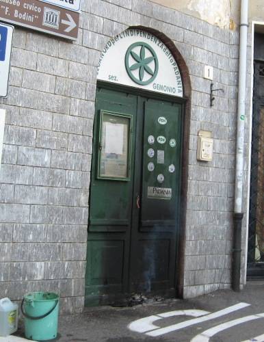 attentato sede lega gemonio gennaio 2009