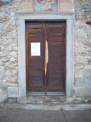 chiesa marchirolo furto