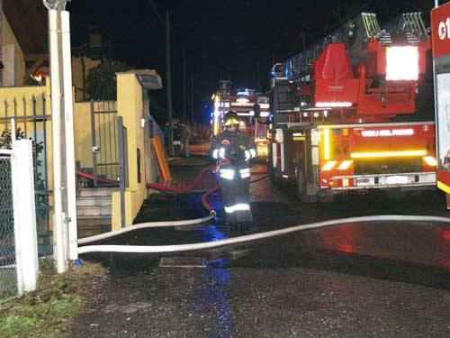 incendio malgesso 24 gennaio 2009