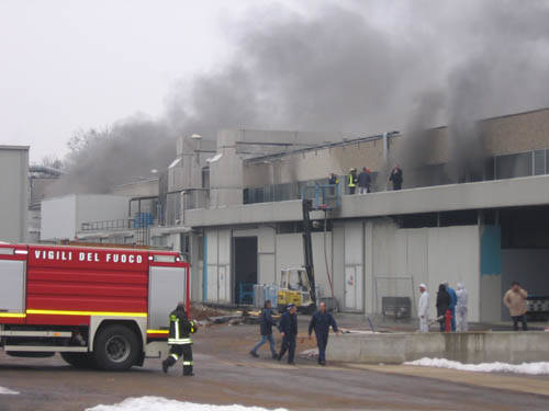 incendio tradate gallazzi