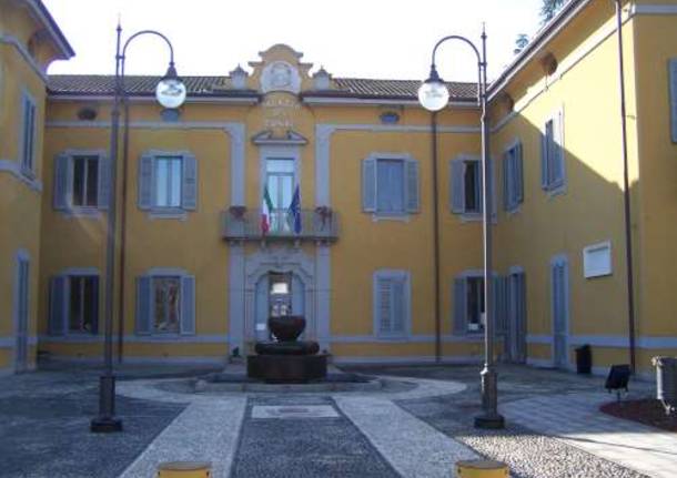 lonate pozzolo municipio