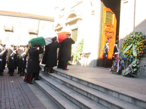funerale giorgio illuminoso