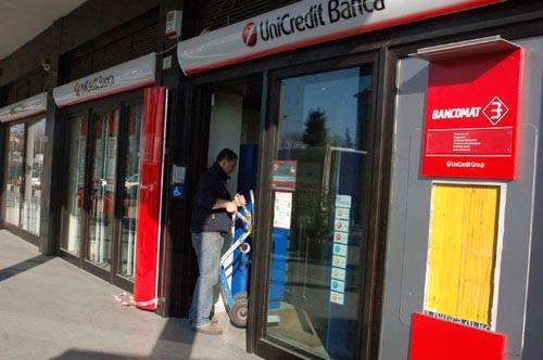 furto bancomat olgiate olona