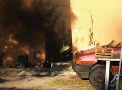 incendio azzate via colli