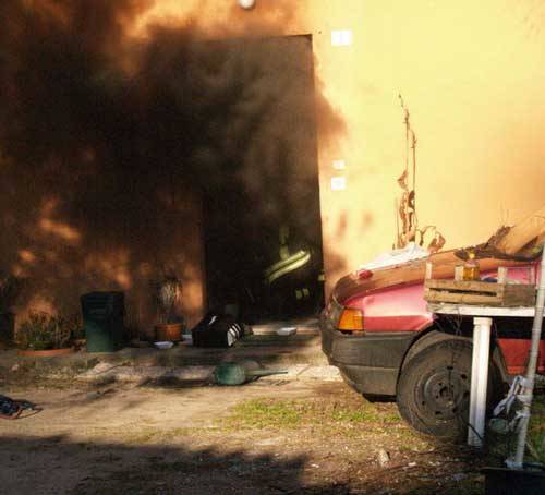 incendio azzate via colli