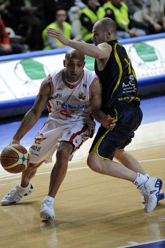 varese scafati basket 8 febbraio 2009