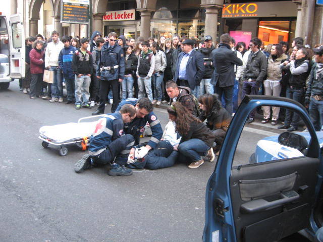 incidente corso moro 8