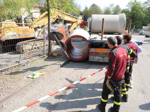 casciago incidente sul lavoro piazza cavour