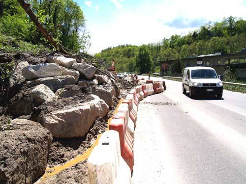 frana via peschiera galleria