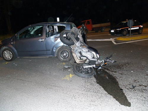 incidente auto moto buguggiate tigros