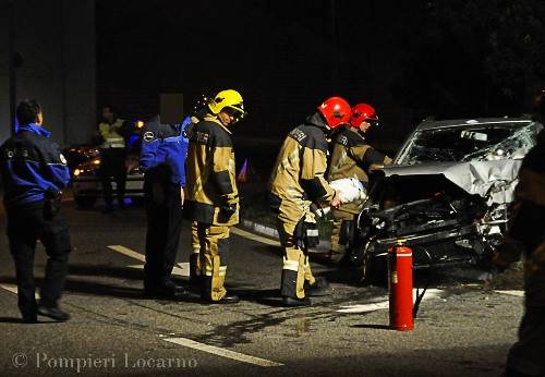 incidente rotonda locarno