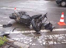 incidente viale lombardia busto arsizio 2-4-2009 incidenti moto scooter