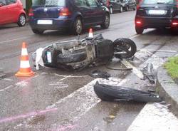 incidente viale lombardia busto arsizio 2-4-2009 incidenti moto scooter