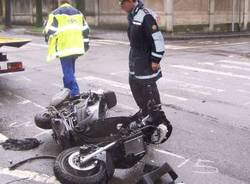 incidente viale lombardia busto arsizio 2-4-2009 incidenti moto scooter