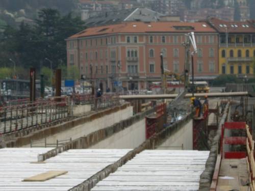 lavori in corso lungolago como 