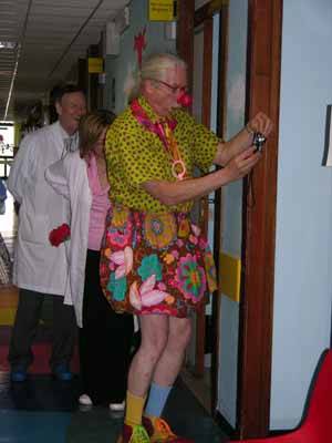 patch adams in pediatria del ponte