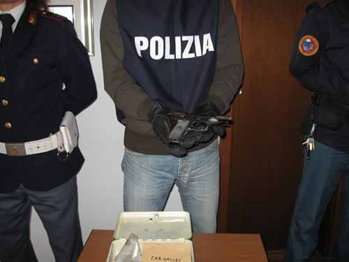 polizia gallarate cane pistola