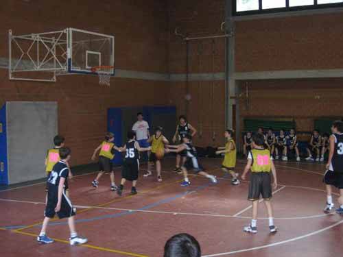 trofeo garbosi minibasket 2009 azione