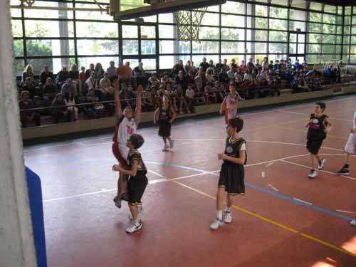 trofeo garbosi minibasket 2009 azione