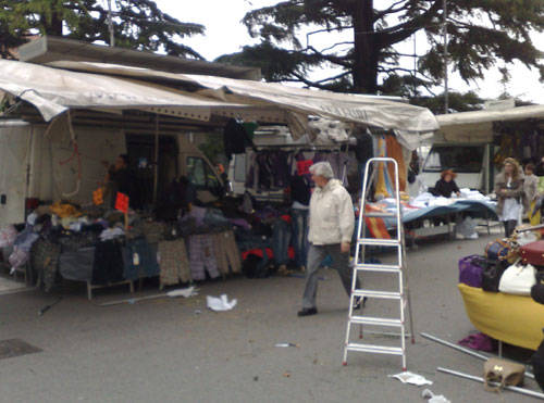 vento forte luino mercato 