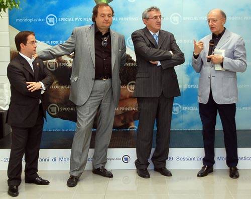 mondoplastico 60 anni busto arsizio