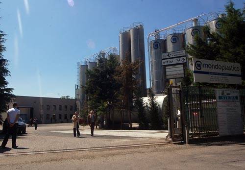 mondoplastico 60 anni busto arsizio