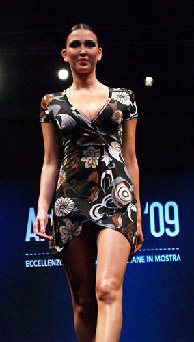 sfilata moda artigiana malpensafiere seconda galleria