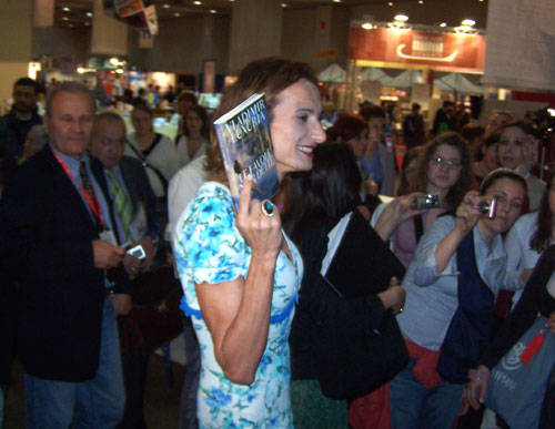 vladimir luxuria al salone del libro a torino