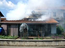 incendio rimessa a Besnate