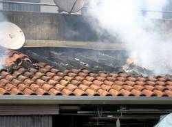 incendio rimessa a Besnate