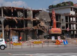 demolizione colosseo olgiate olona sempione