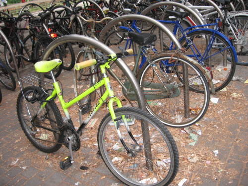 deposito bici stazione fs busto luglio 2009