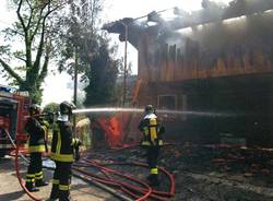 incendio gemonio vigili del fuoco