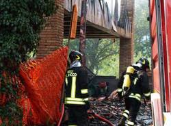 incendio gemonio vigili del fuoco