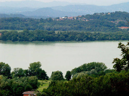 lago inquinato 2009