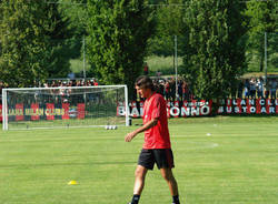 milan protesta raduno 2009 allenamento