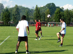 milan protesta raduno 2009 allenamento