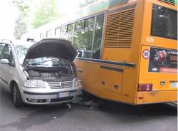 carnago incidente autobus 