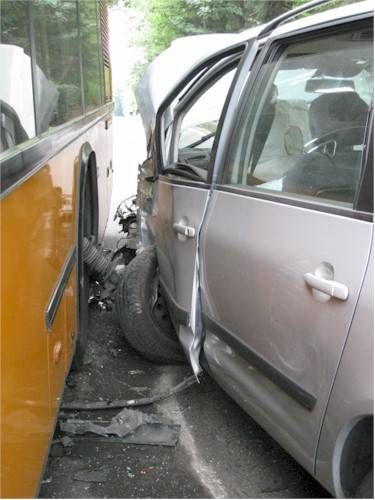 carnago incidente autobus 