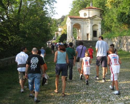 salita sacro monte cimberio 2009