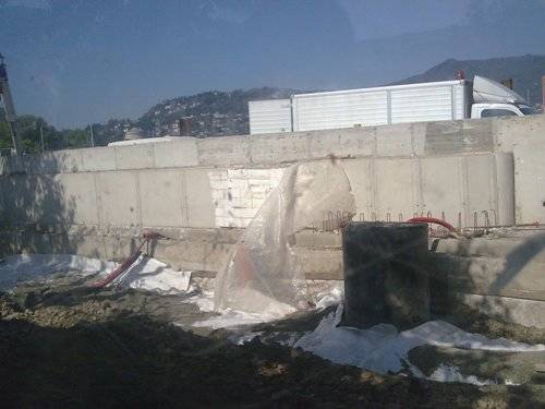 muro lungolago como 