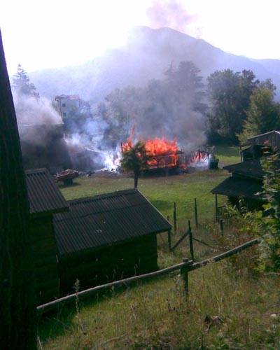 presepe vivente brezzo di bedero incendio cascina