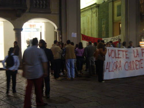 protesta genitori foscolo