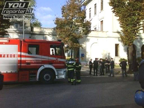 attentato caserma milano ottobre 2009