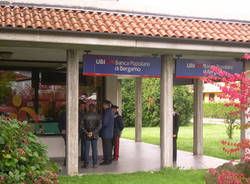 rapina banca daverio carabinieri