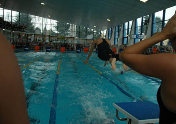 piscina saronno servizi