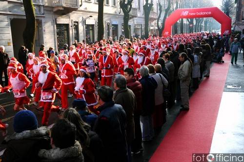 babbi natale tradate 2 fotofficina