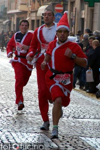 corsa babbo natale tradate fotofficina